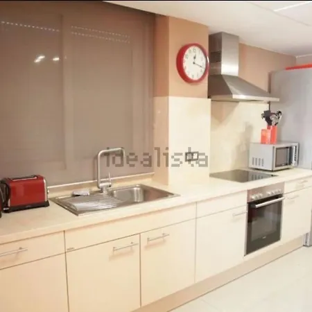 Maison 3 Chambres 5 Personnes Holiday home Marbella